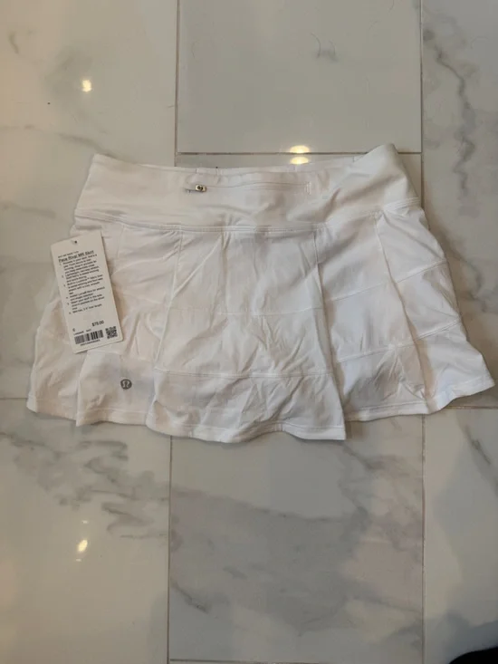 lululemon athletica White Pleated Athletic Mini Skirt Size 6 NWT - Picture 1 of 3